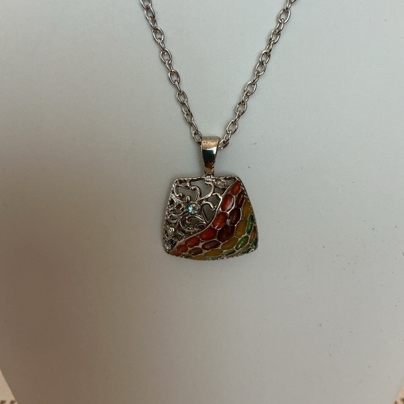 Multicolored Pendant Necklace Jewelry - Artisan Silver Tone Multicolor Pendant Necklace